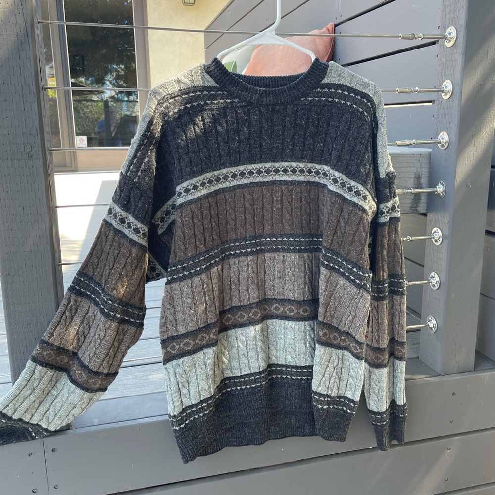 Cambridge Classics winter knitted sweater